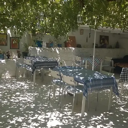 Mavi Beyaz Habitación en casa particular Seferihisar